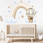 Gyerekszoba falmatrica - Pasztell bézs-kék hőlégballonos szivárvány falmatrica